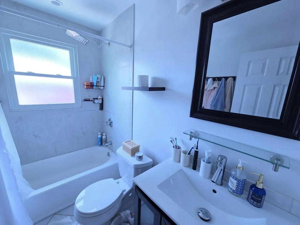 3 bed, 1 bath apartment for rent at 12-14 Louise Rd Unit 14, Chestnut Hill — photo 16 of 16