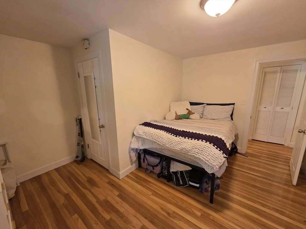 3 bed, 1 bath apartment for rent at 12-14 Louise Rd Unit 14, Chestnut Hill — photo 14 of 16