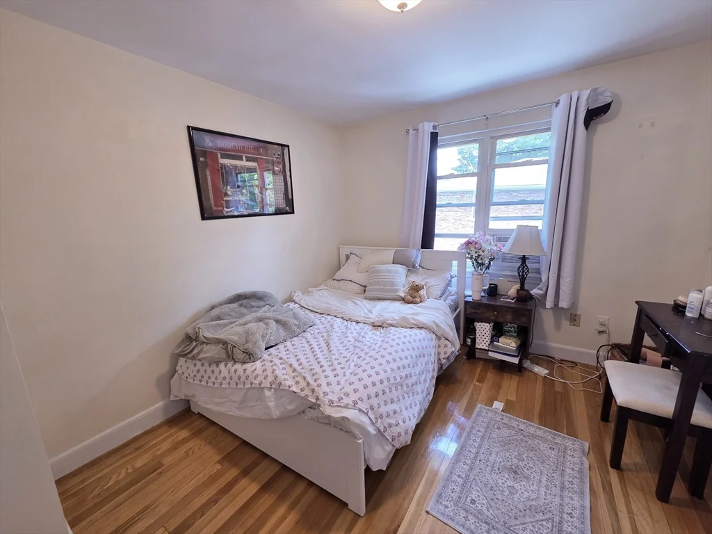 3 bed, 1 bath apartment for rent at 12-14 Louise Rd Unit 14, Chestnut Hill — photo 11 of 16
