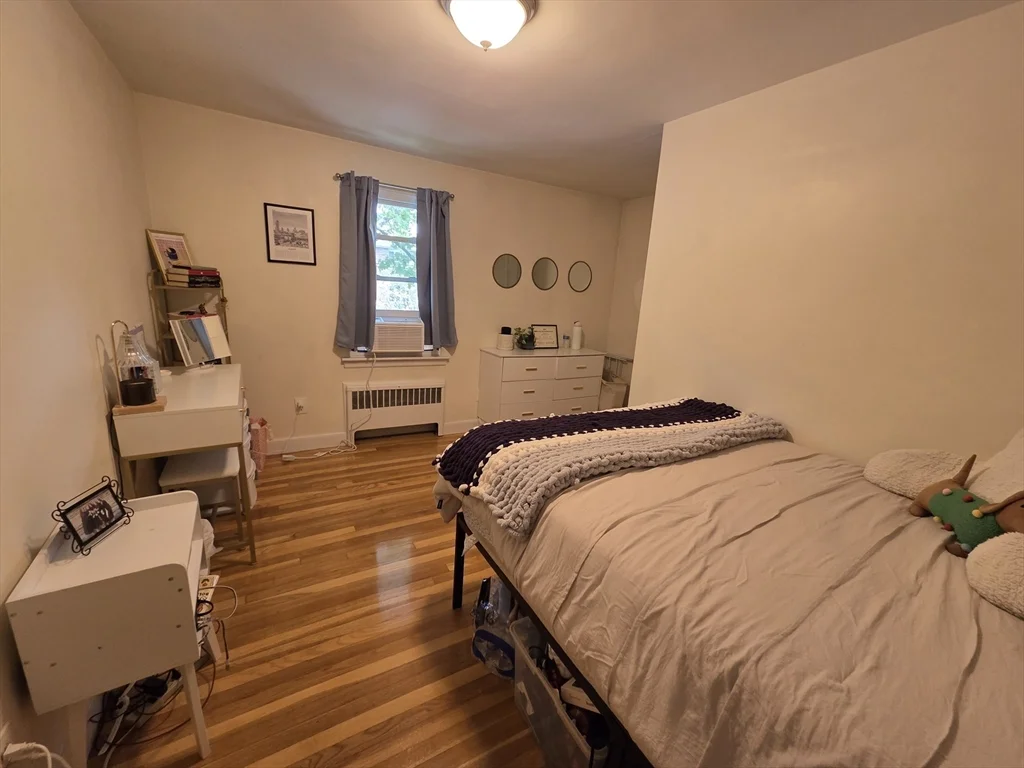 3 bed, 1 bath apartment for rent at 12-14 Louise Rd Unit 14, Chestnut Hill — photo 13 of 16