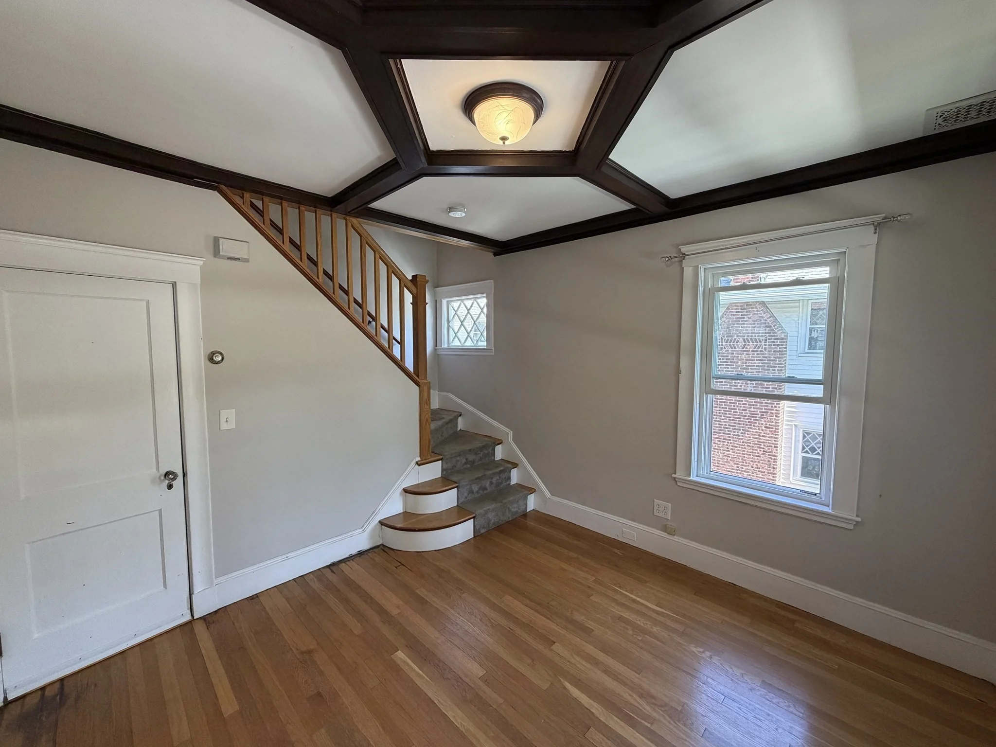 4 bed, 2 bath apartment for rent at 12-14 Warwick Rd Unit 14, Belmont — photo 18 of 27