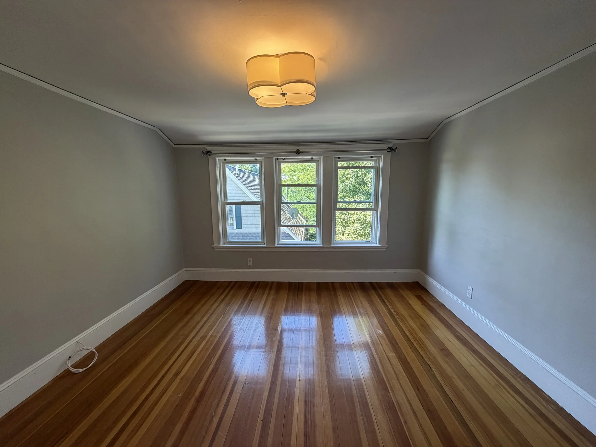4 bed, 2 bath apartment for rent at 12-14 Warwick Rd Unit 14, Belmont — photo 22 of 27
