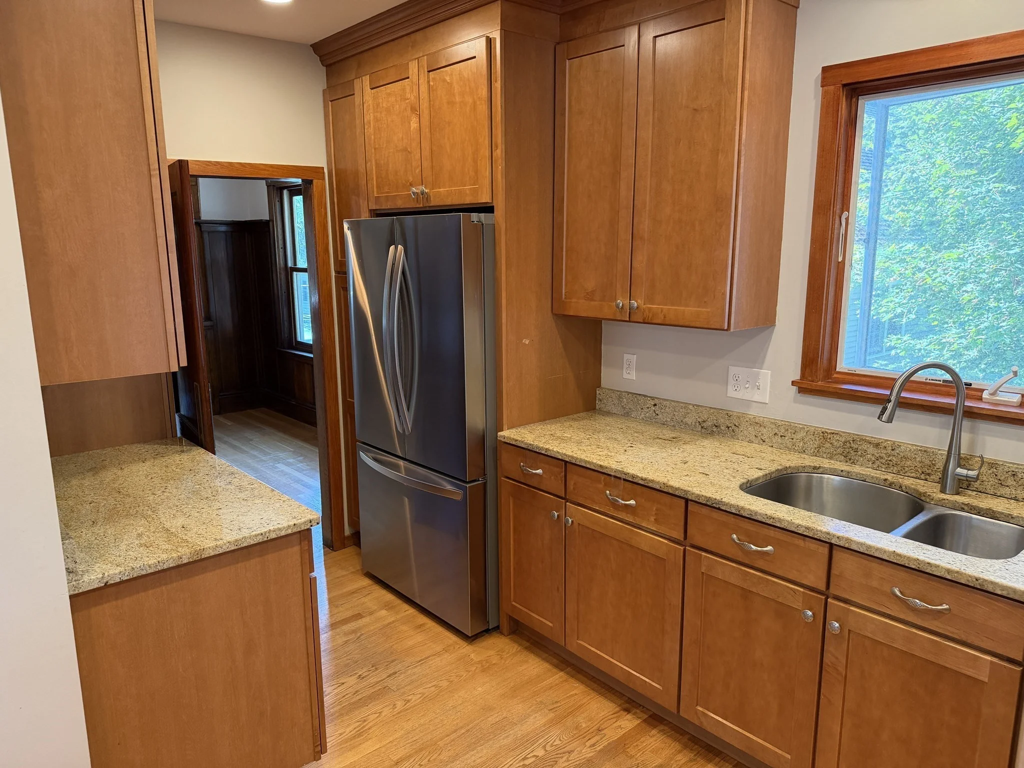 4 bed, 2 bath apartment for rent at 12-14 Warwick Rd Unit 14, Belmont — photo 10 of 27