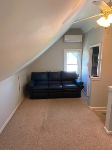 3 bed, 1 bath apartment for rent at 12-14 Willow St Unit 12, Concord — photo 13 of 14