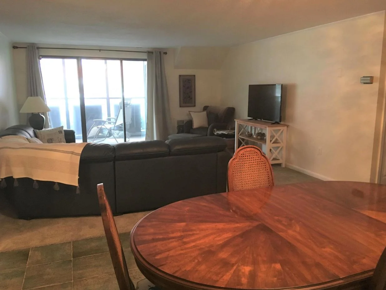 2 bed, 2 bath apartment for rent at 12 9th St Unit 1, Medford — photo 8 of 9