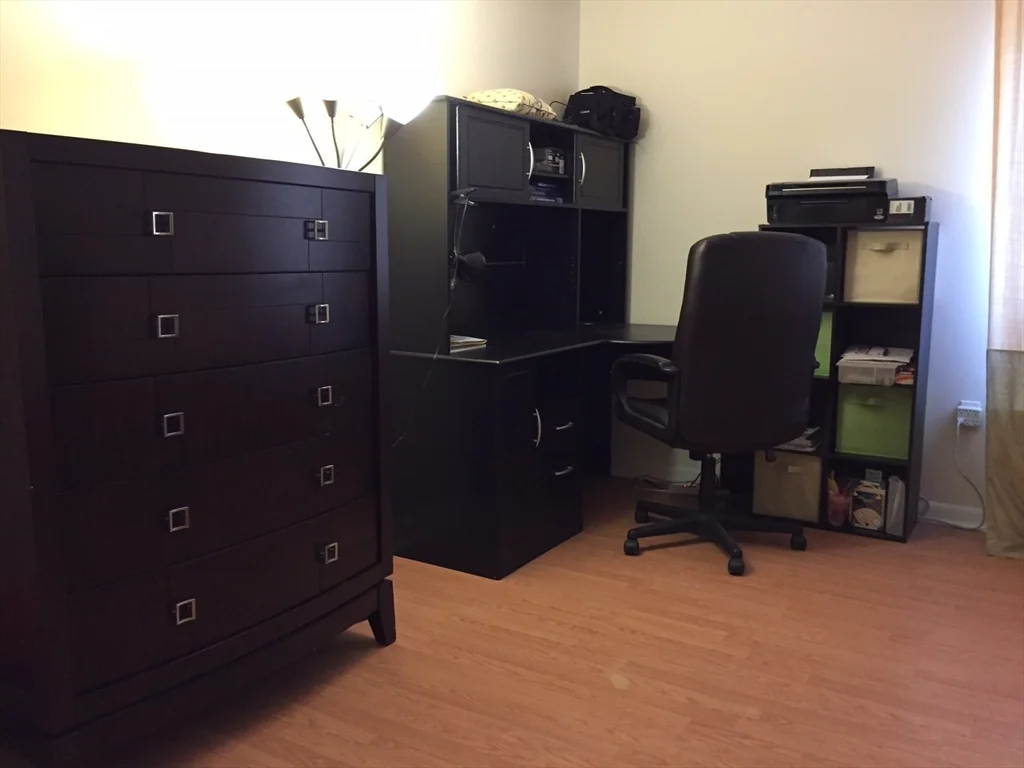 2 bed, 2 bath apartment for rent at 12 9th St Unit 305, Medford — photo 4 of 11