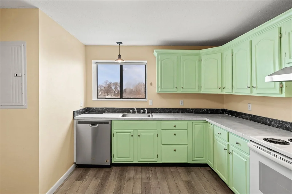 2 bed, 2 bath apartment for rent at 12 9th St Unit 502, Wellington — photo 19 of 36