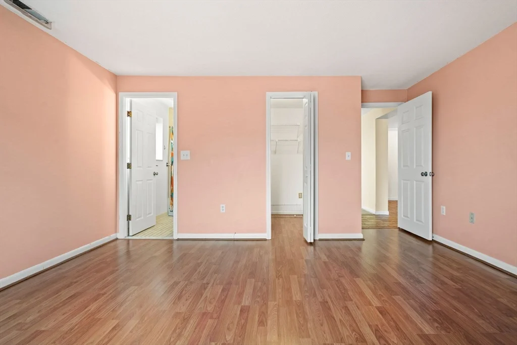 2 bed, 2 bath apartment for rent at 12 9th St Unit 502, Wellington — photo 10 of 36