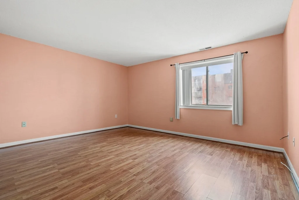 2 bed, 2 bath apartment for rent at 12 9th St Unit 502, Wellington — photo 11 of 36