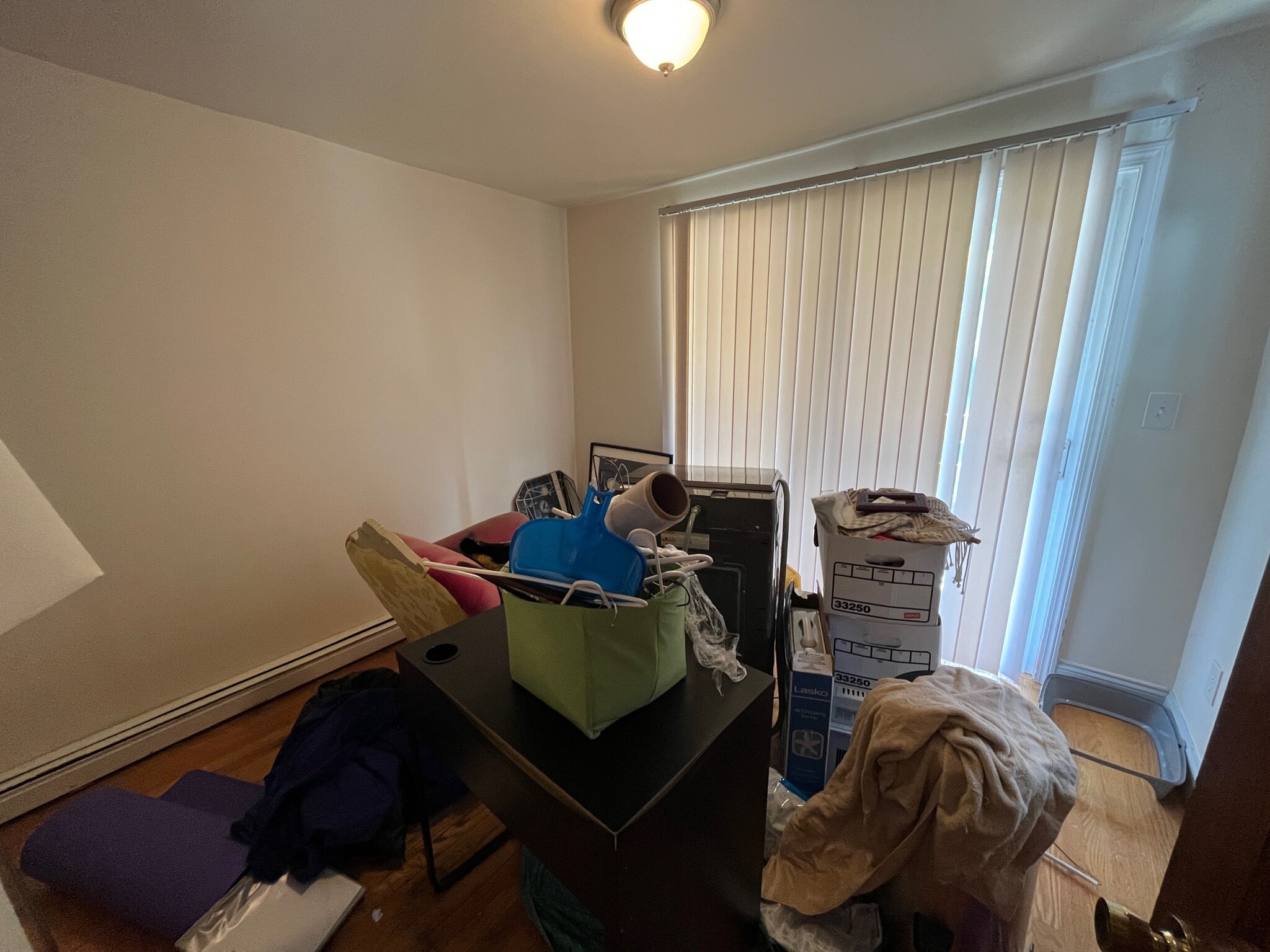 1.5 bed, 1 bath apartment for rent at 12 Abbey Rd Unit 1, Lower Allston — photo 6 of 7