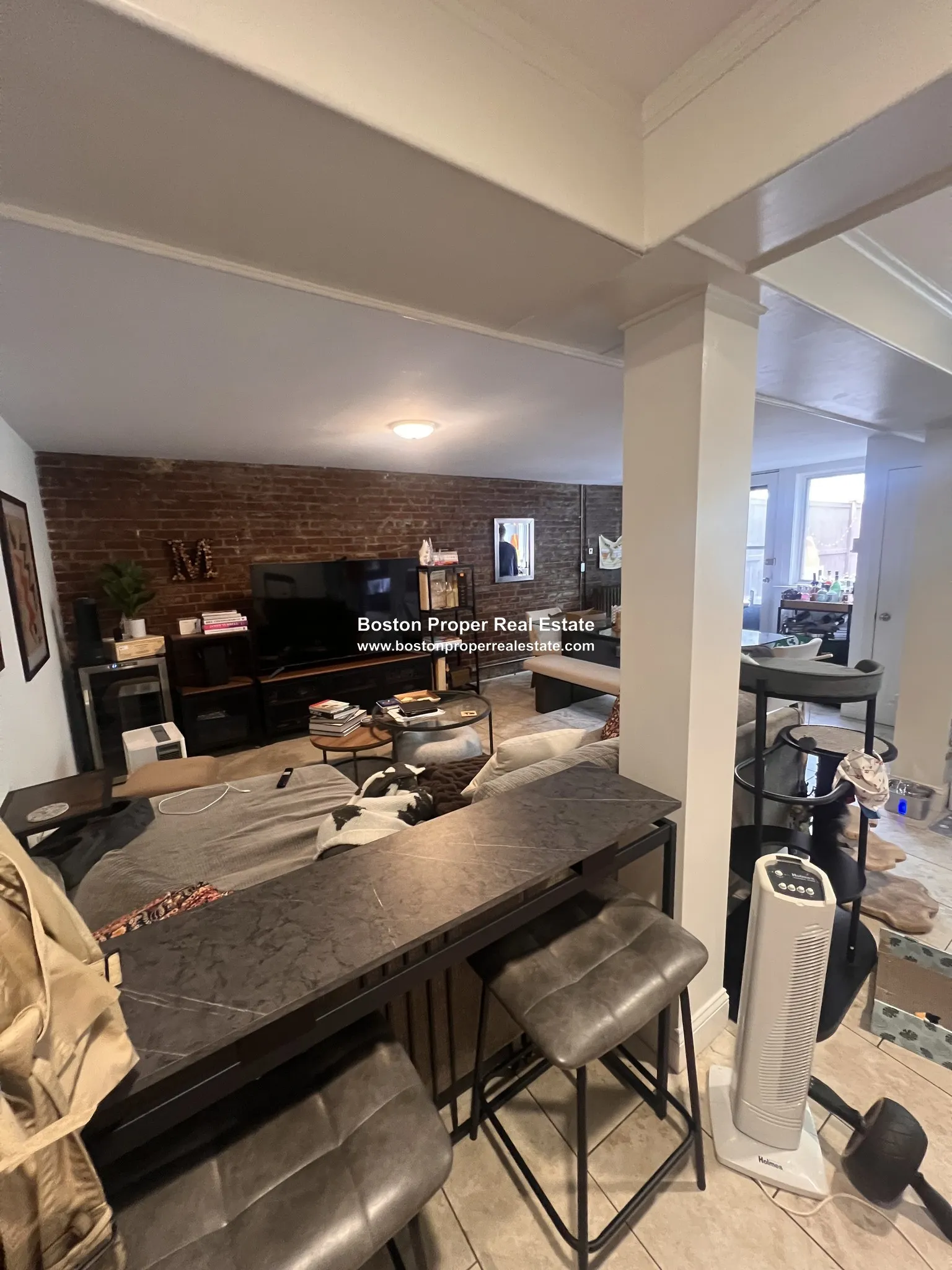 4 bed, 2 bath apartment for rent at 12 Aberdeen St Unit 1, Fenway — photo 6 of 16