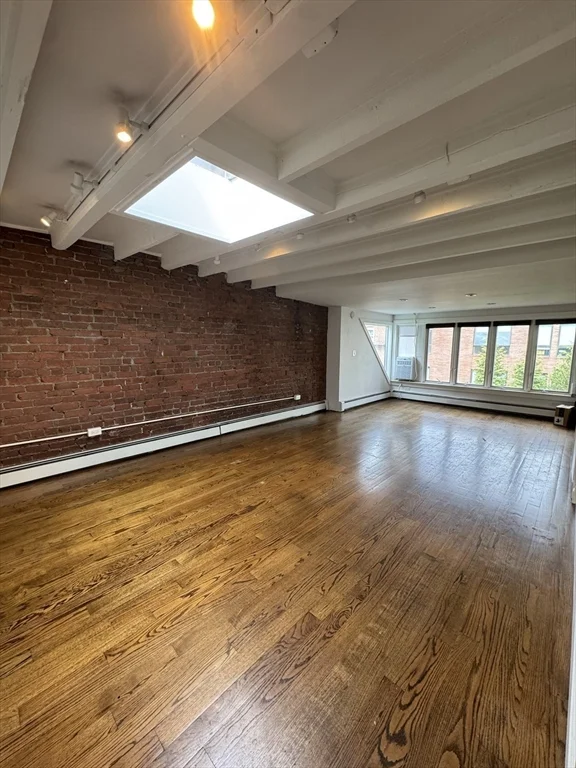2 bed, 1 bath apartment for rent at 12 Aberdeen St Unit 3, Fenway