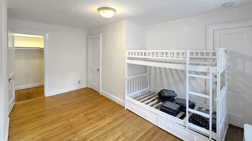 2 bed, 1 bath apartment for rent at 12 Aberdeen Unit 2, Fenway — photo 7 of 11