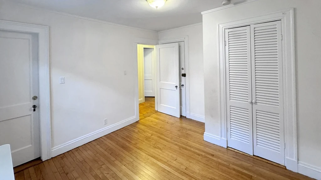 2 bed, 1 bath apartment for rent at 12 Aberdeen Unit 2, Fenway — photo 6 of 11