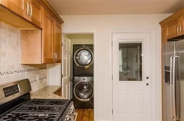 2 bed, 1 bath apartment for rent at 12 Adair Rd Unit 1A, Brighton — photo 7 of 11