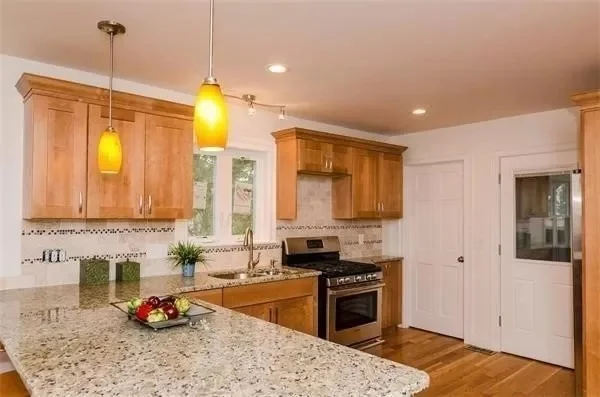 2 bed, 1 bath apartment for rent at 12 Adair Rd Unit 1A, Brighton — photo 3 of 11