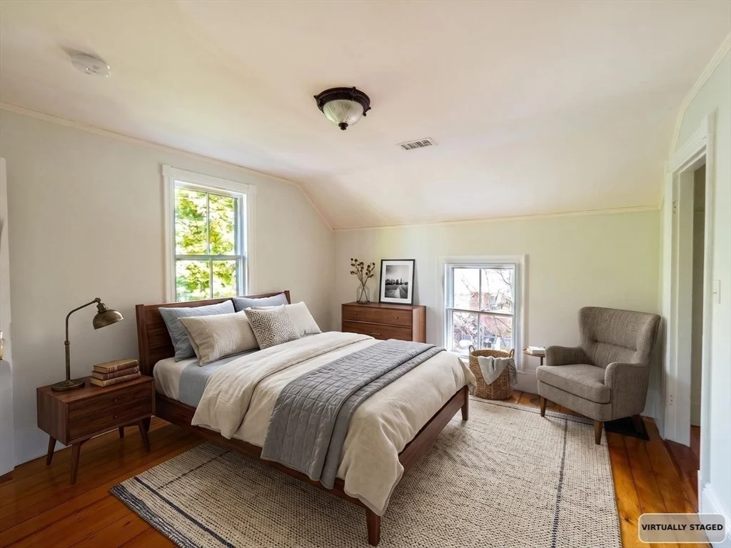 5 bed, 2 bath apartment for rent at 12 Adella Pl, Allston — photo 31 of 42