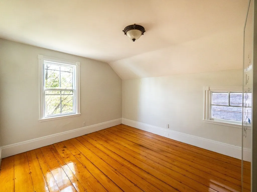 5 bed, 2.5 bath apartment for rent at 12 Adella Pl Unit 1, Allston — photo 16 of 37