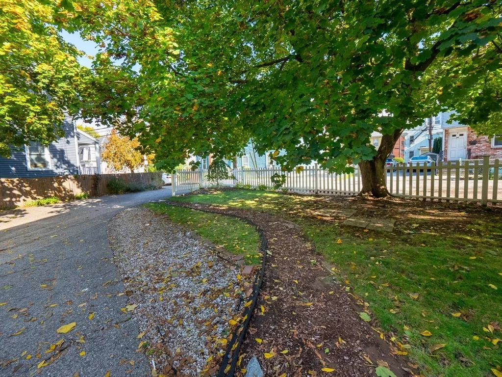 5 bed, 2.5 bath apartment for rent at 12 Adella Pl Unit 1, Allston — photo 36 of 37