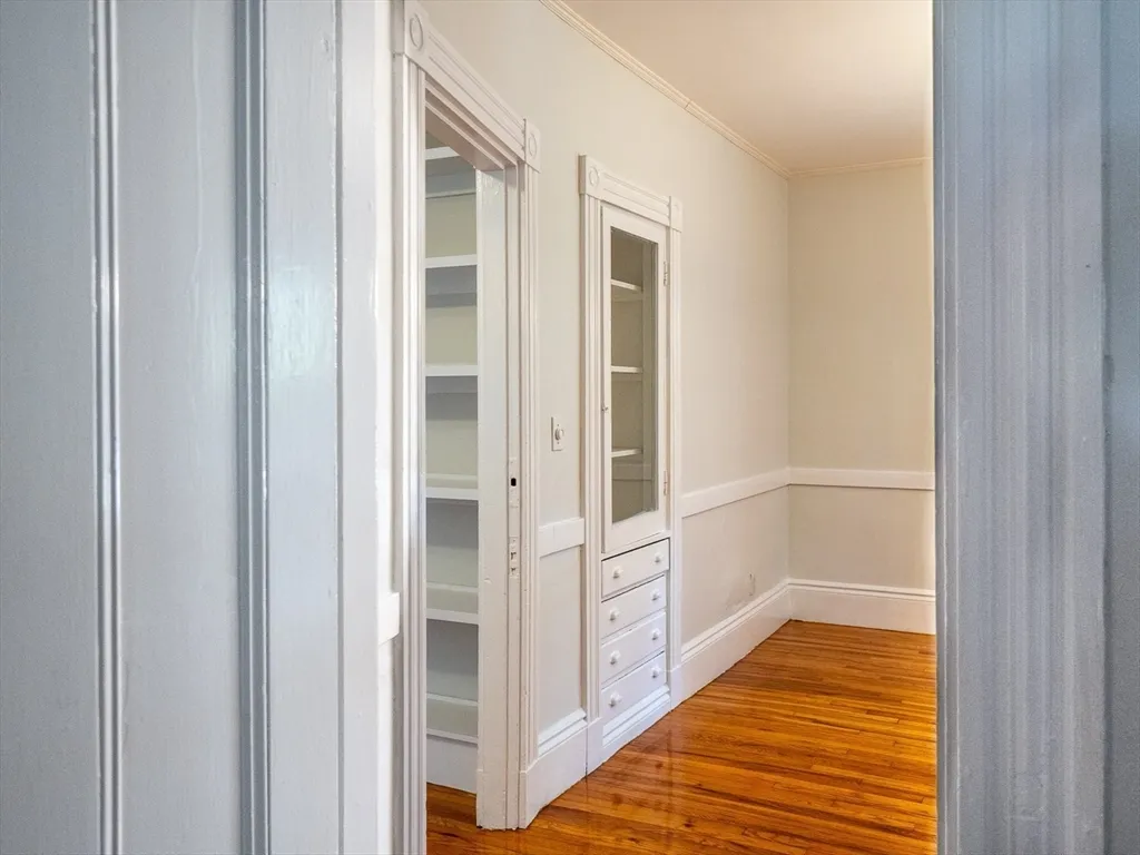 5 bed, 2.5 bath apartment for rent at 12 Adella Pl Unit 1, Allston — photo 11 of 37