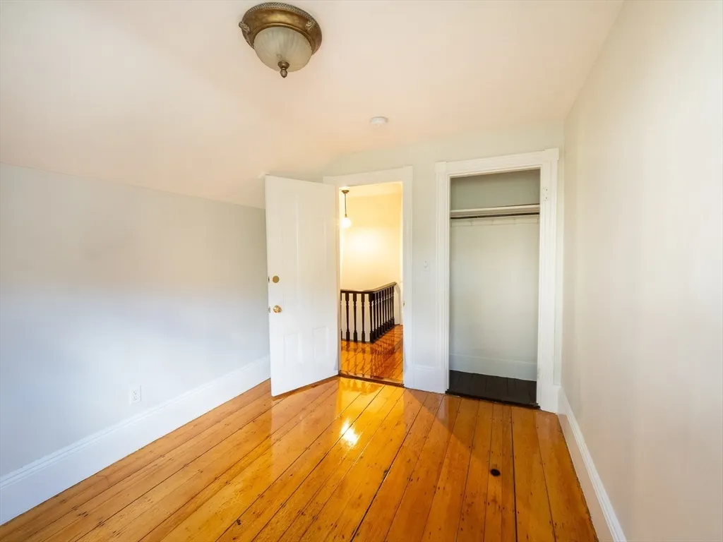 5 bed, 2.5 bath apartment for rent at 12 Adella Pl Unit 1, Allston — photo 23 of 37