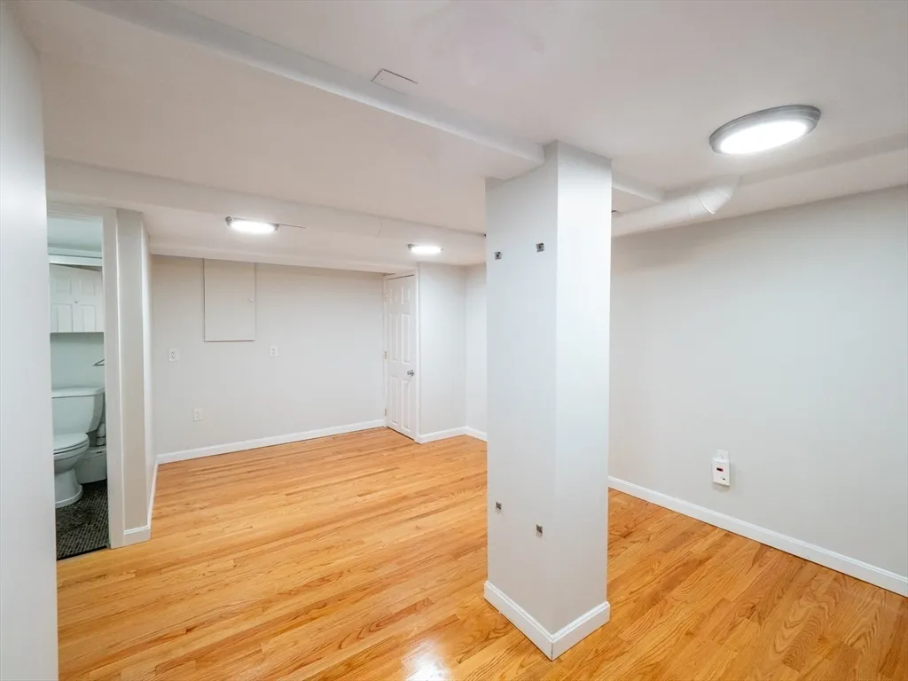 5 bed, 2.5 bath apartment for rent at 12 Adella Pl Unit 1, Allston — photo 31 of 37