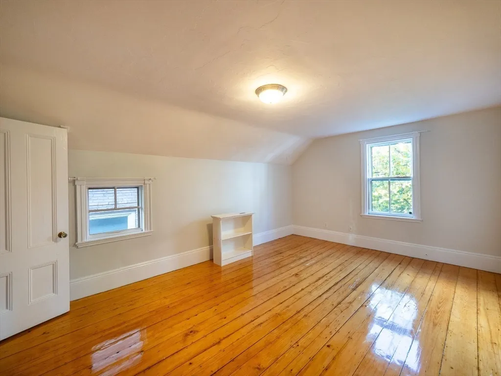 5 bed, 2.5 bath apartment for rent at 12 Adella Pl Unit 1, Allston — photo 22 of 37