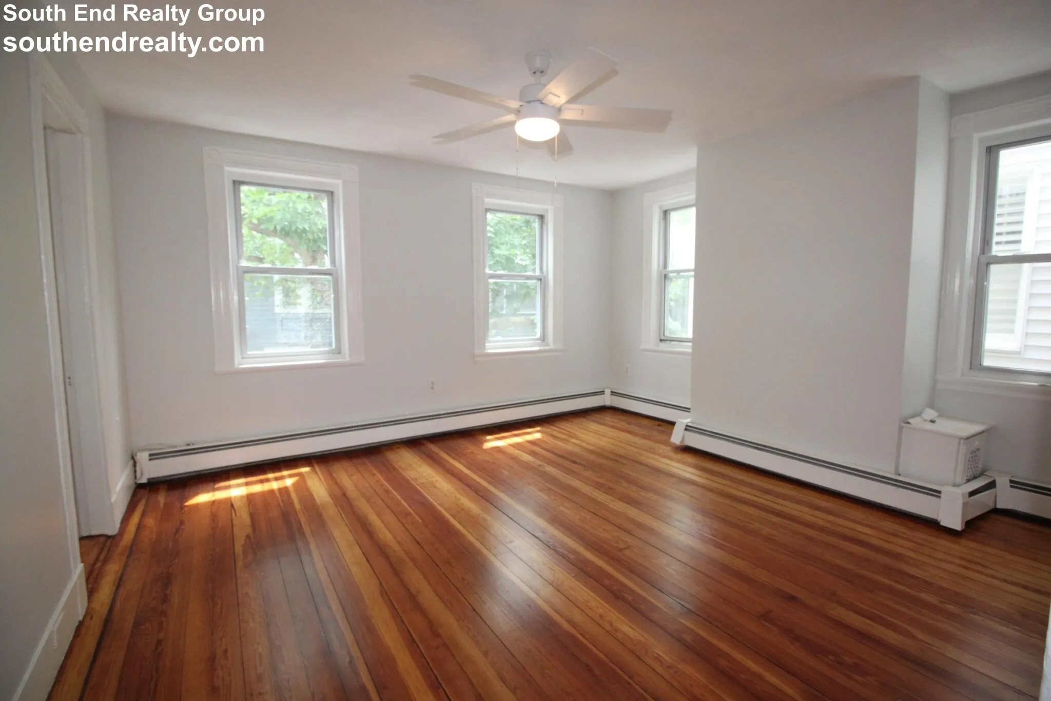 3 bed, 1 bath apartment for rent at 12 Albion Pl Unit 2, Medford Street / The Neck