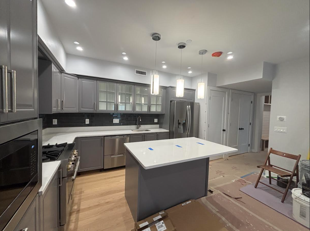 3 bed, 2 bath apartment for rent at 12 Aldersey St Unit 2, Prospect Hill — photo 2 of 33