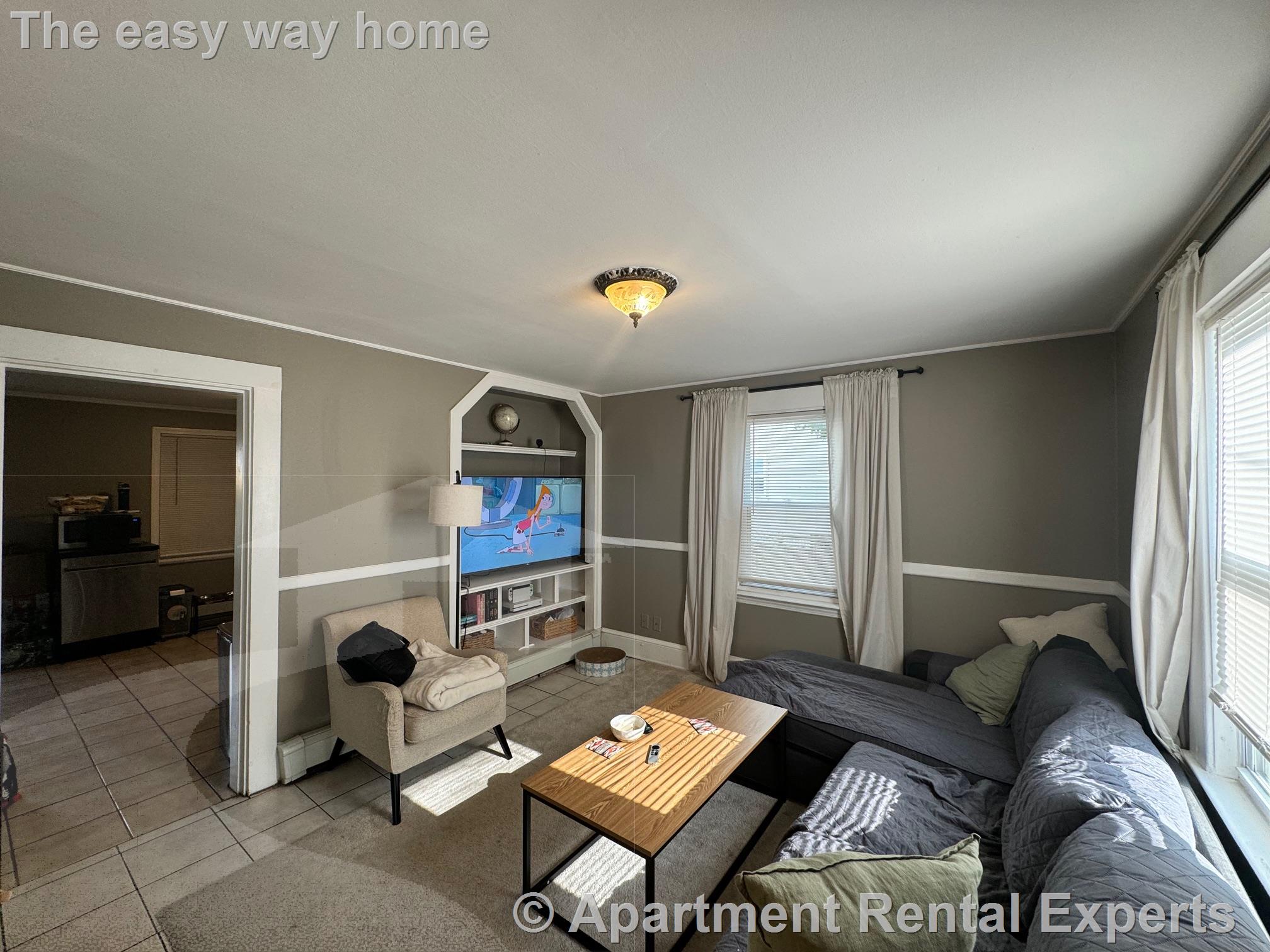 2 bed, 1 bath apartment for rent at 12 Allen St, Union Square — photo 4 of 10