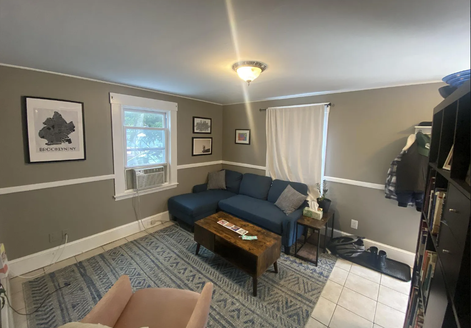 2 bed, 1 bath apartment for rent at 12 Allen St Unit 1, Ward Two — photo 1 of 10
