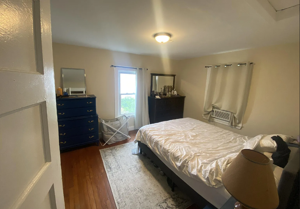 2 bed, 1 bath apartment for rent at 12 Allen St Unit 1, Ward Two — photo 6 of 10