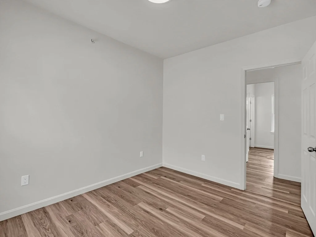 5 bed, 2 bath apartment for rent at 12 Alpine St Unit 1, Worcester — photo 19 of 33