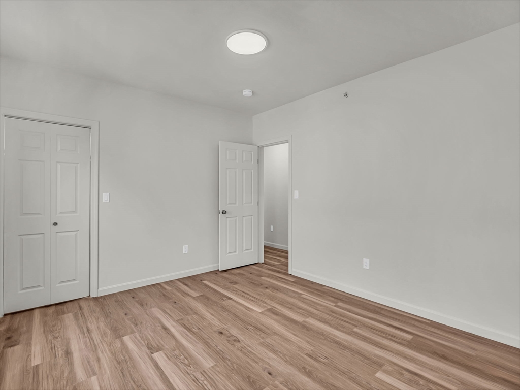 4 bed, 2 bath apartment for rent at 12 Alpine St Unit 2, Worcester — photo 14 of 33
