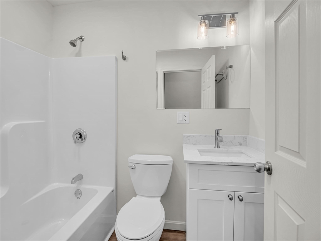 4 bed, 2 bath apartment for rent at 12 Alpine St Unit 2, Worcester — photo 32 of 33