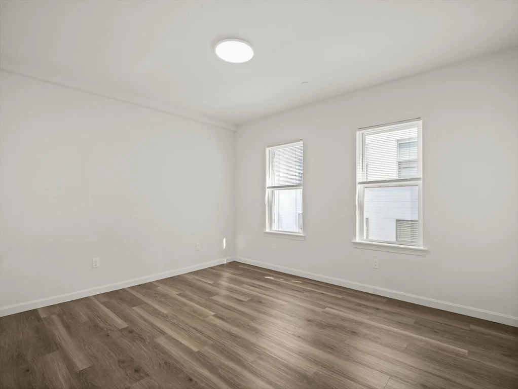 4 bed, 2 bath apartment for rent at 12 Alpine St Unit 2, Worcester — photo 14 of 41