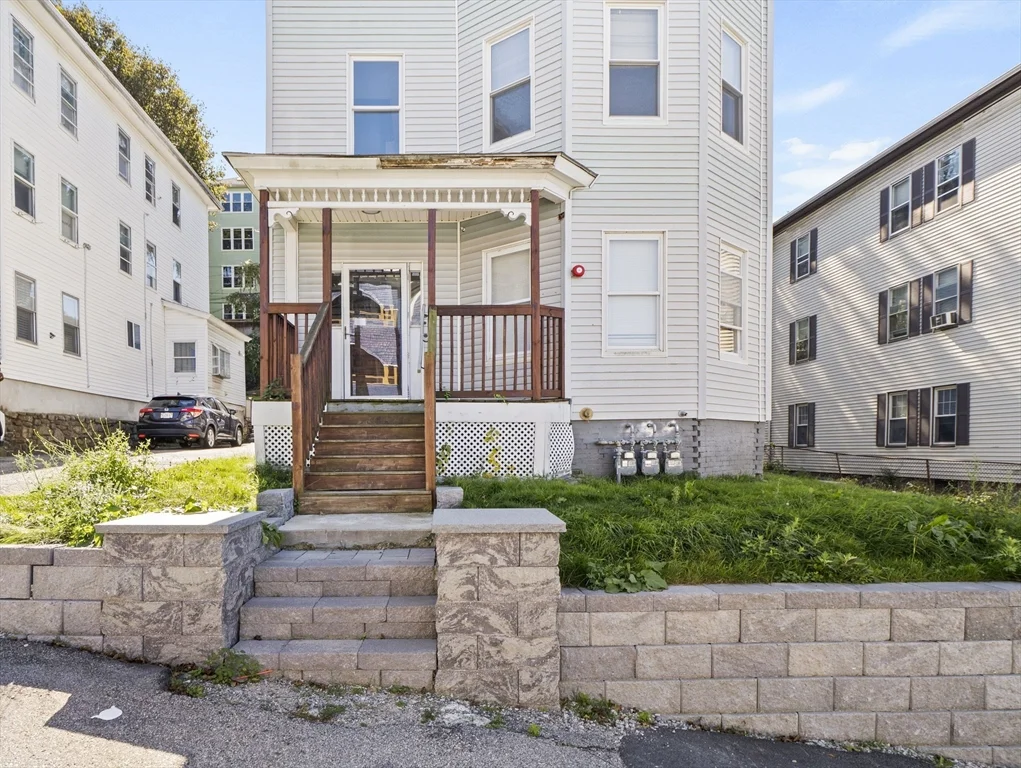 4 bed, 2 bath apartment for rent at 12 Alpine St Unit 2, Worcester — photo 33 of 41