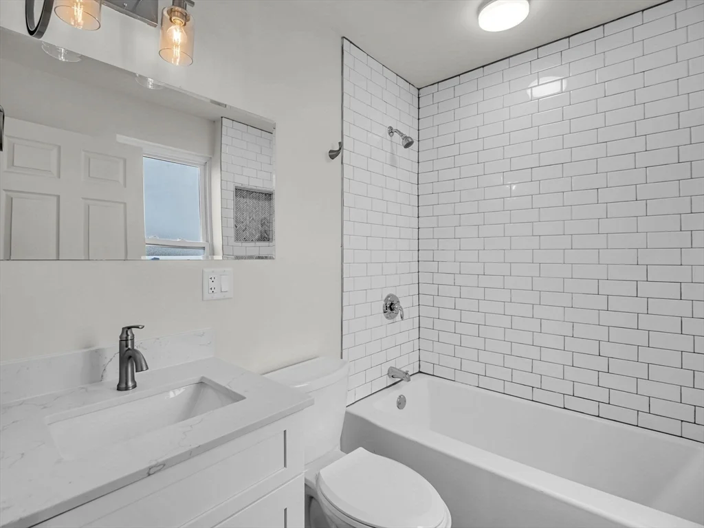 4 bed, 2 bath apartment for rent at 12 Alpine St Unit 3, Worcester — photo 31 of 35