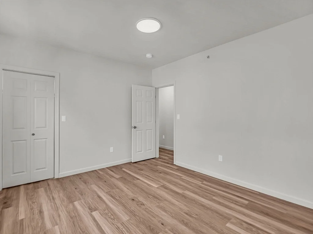4 bed, 2 bath apartment for rent at 12 Alpine St Unit 3, Worcester — photo 16 of 35