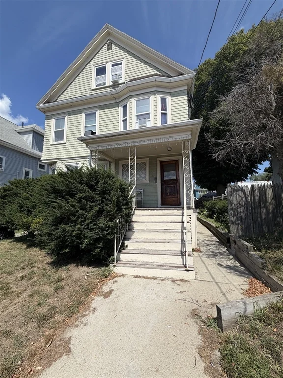 4 bed, 2 bath apartment for rent at 12 Appleton St Unit 2, Malden — photo 15 of 15