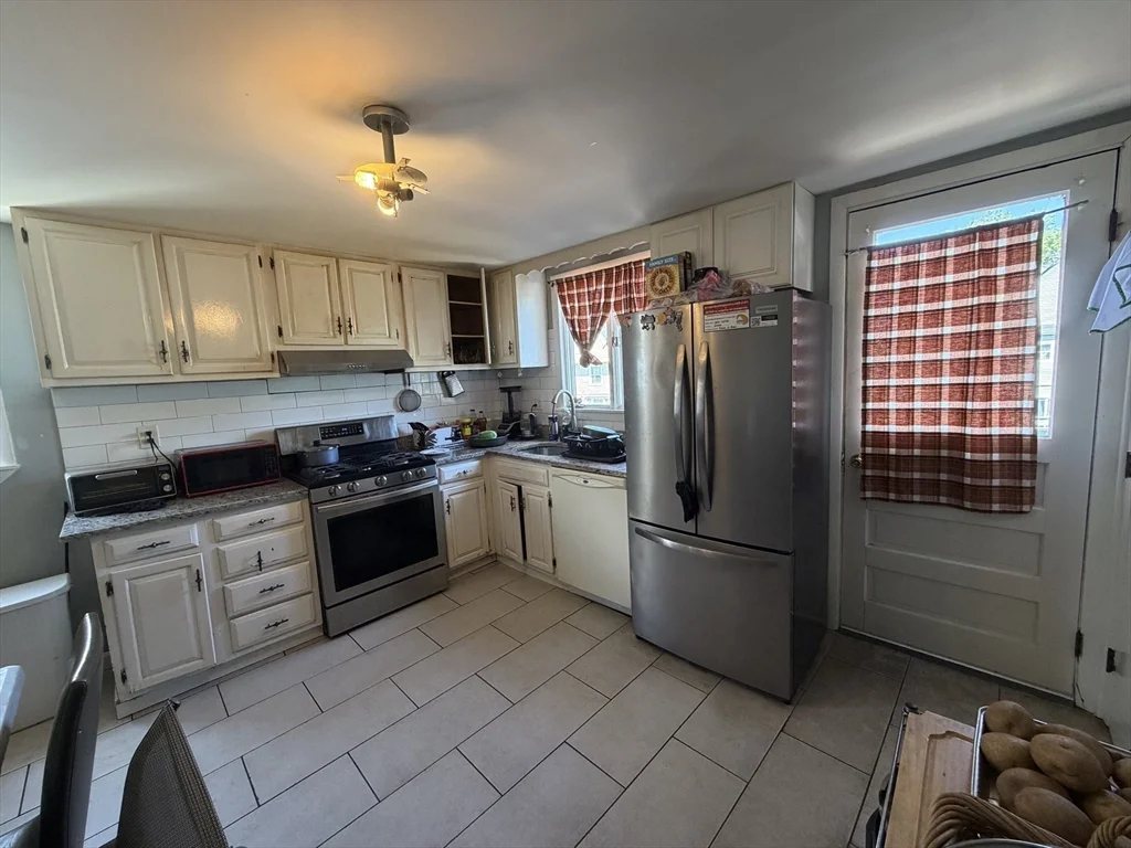 4 bed, 2 bath apartment for rent at 12 Appleton St Unit 2, Malden