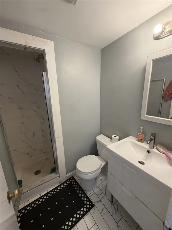 4 bed, 2 bath apartment for rent at 12 Appleton St Unit 2, Malden — photo 4 of 15