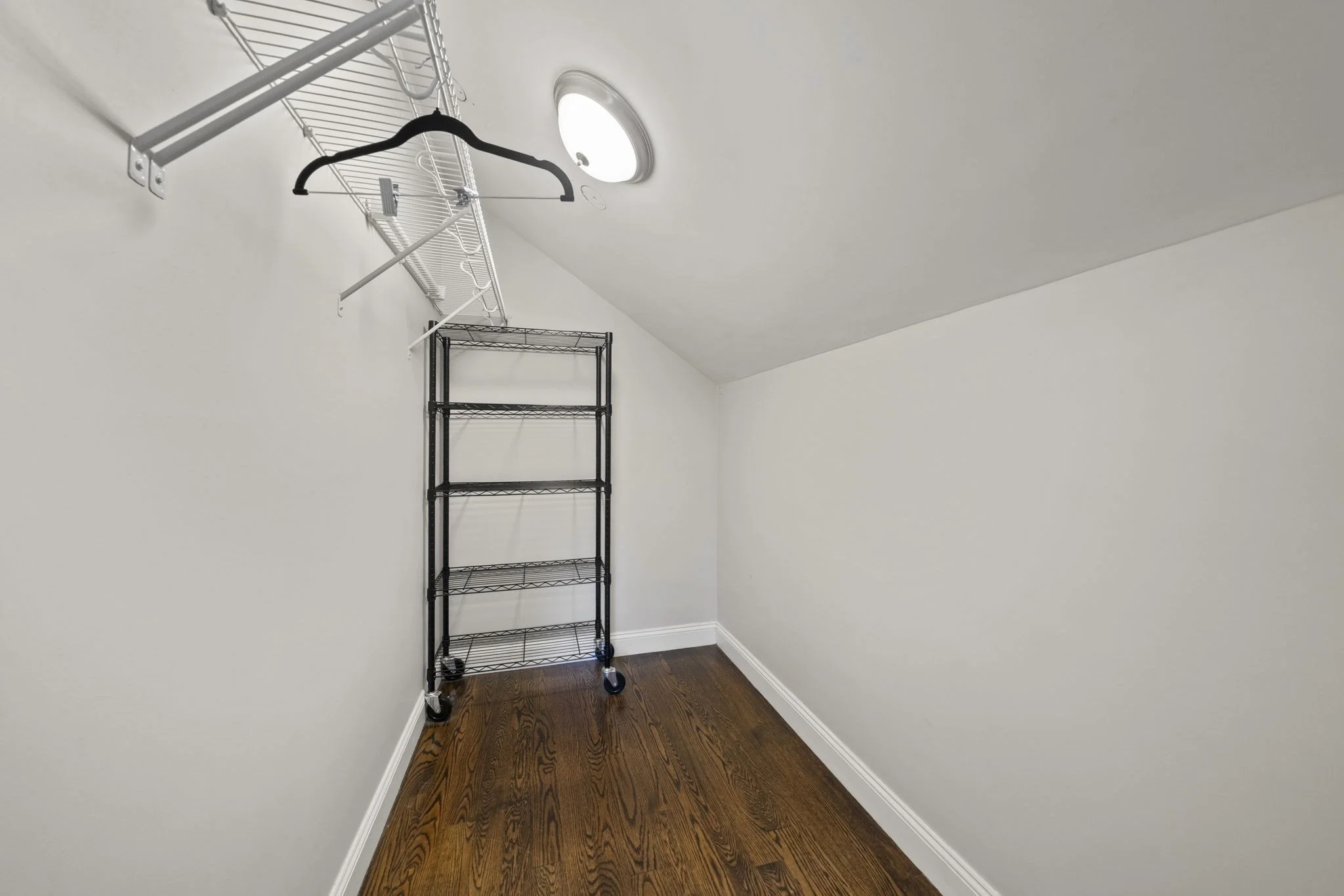 3 bed, 3 bath apartment for rent at 12 Arcadia Ave, Waltham — photo 25 of 34