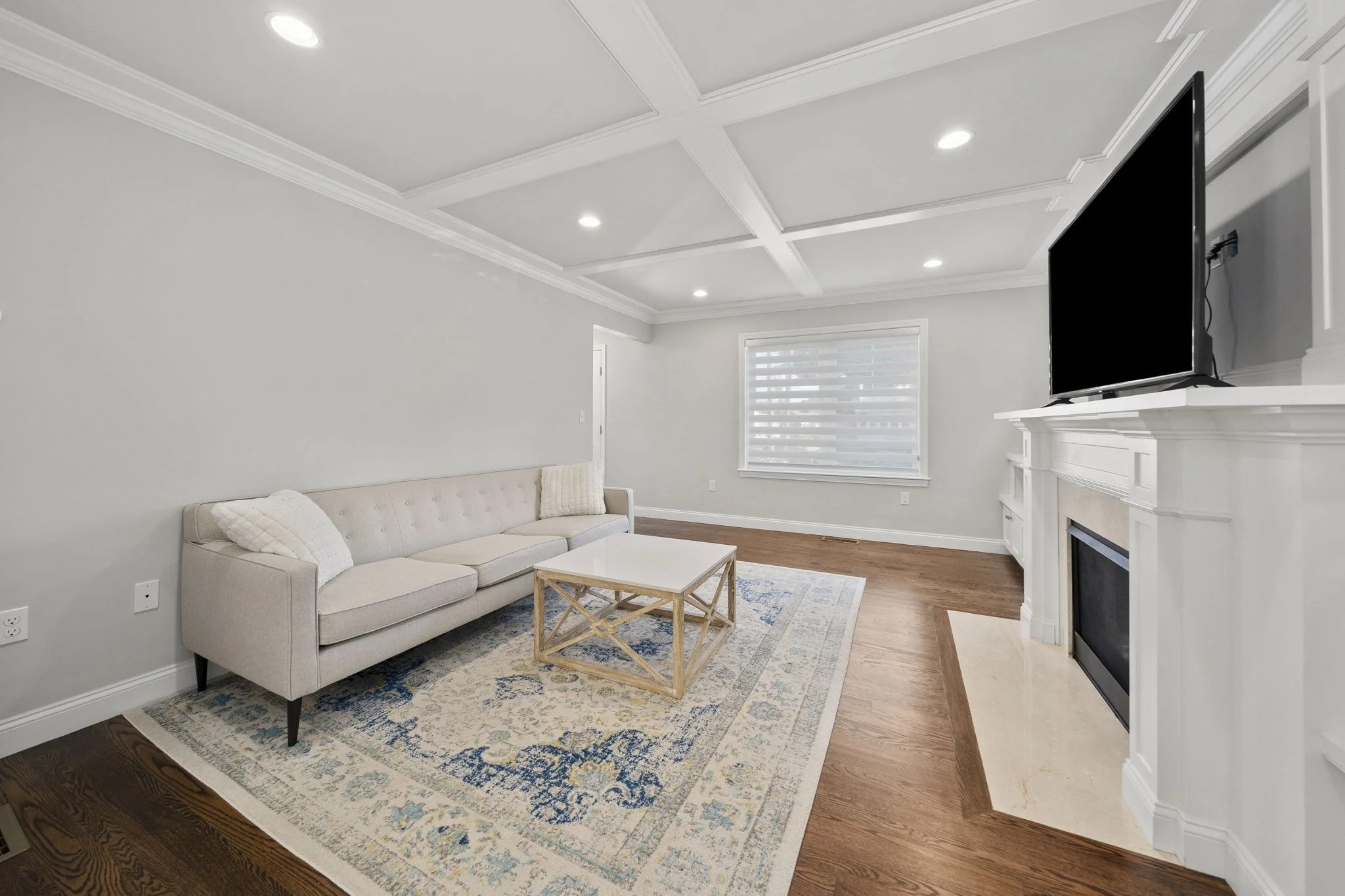 3 bed, 3 bath apartment for rent at 12 Arcadia Ave, Waltham — photo 9 of 34