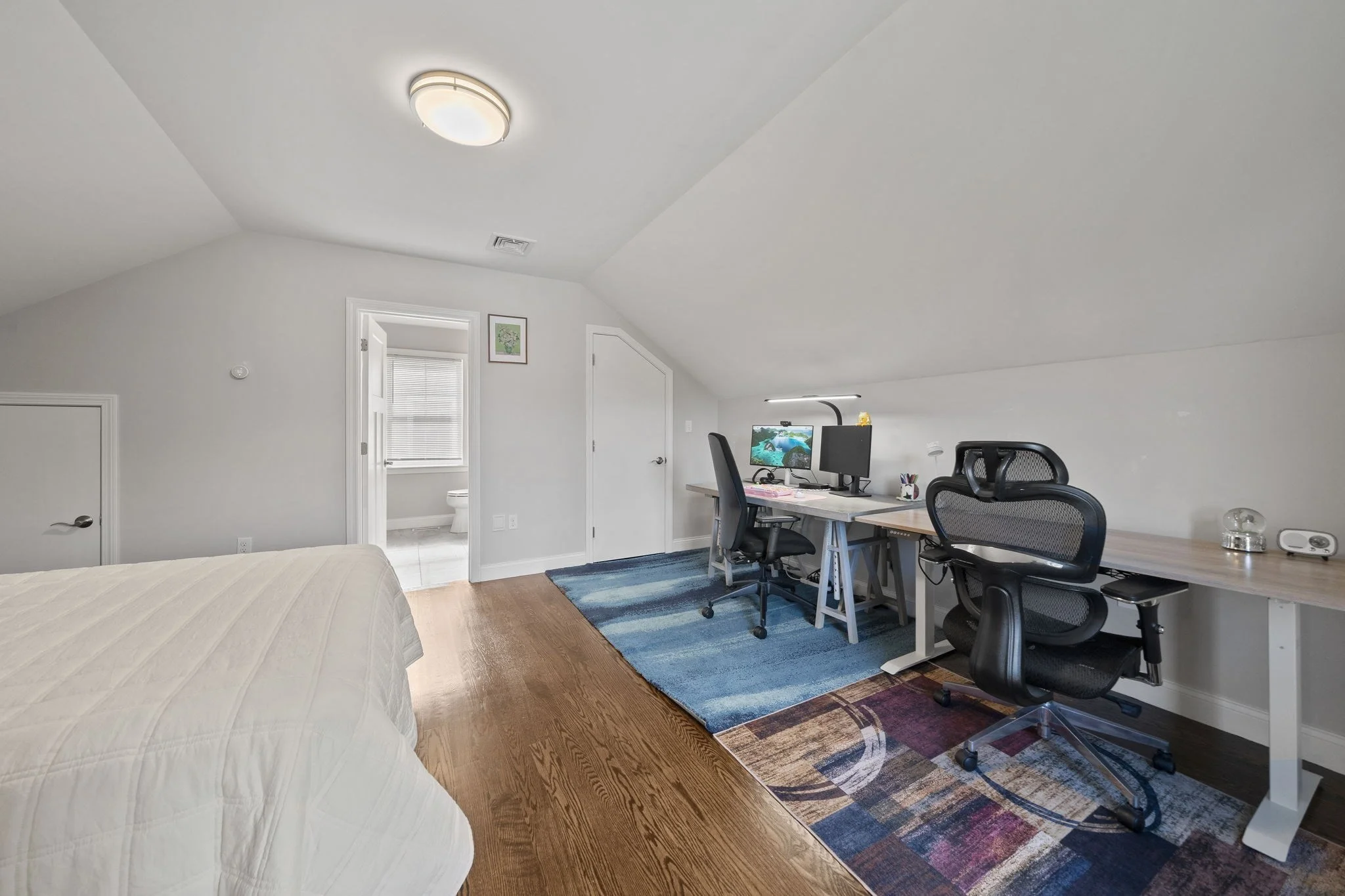 3 bed, 3 bath apartment for rent at 12 Arcadia Ave, Waltham — photo 22 of 34