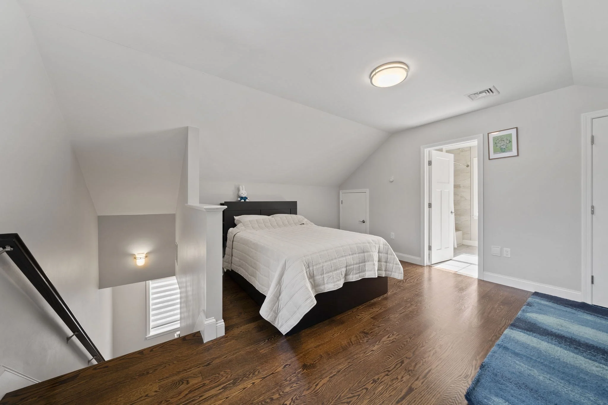3 bed, 3 bath apartment for rent at 12 Arcadia Ave, Waltham — photo 23 of 34