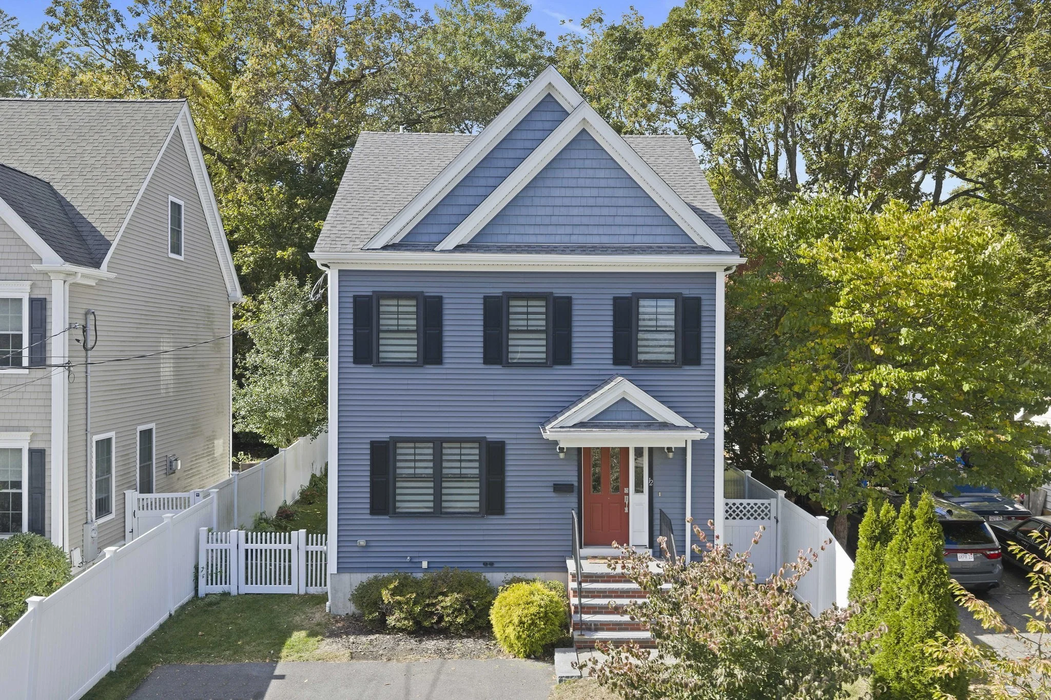 3 bed, 3 bath apartment for rent at 12 Arcadia Ave, Waltham — photo 1 of 34