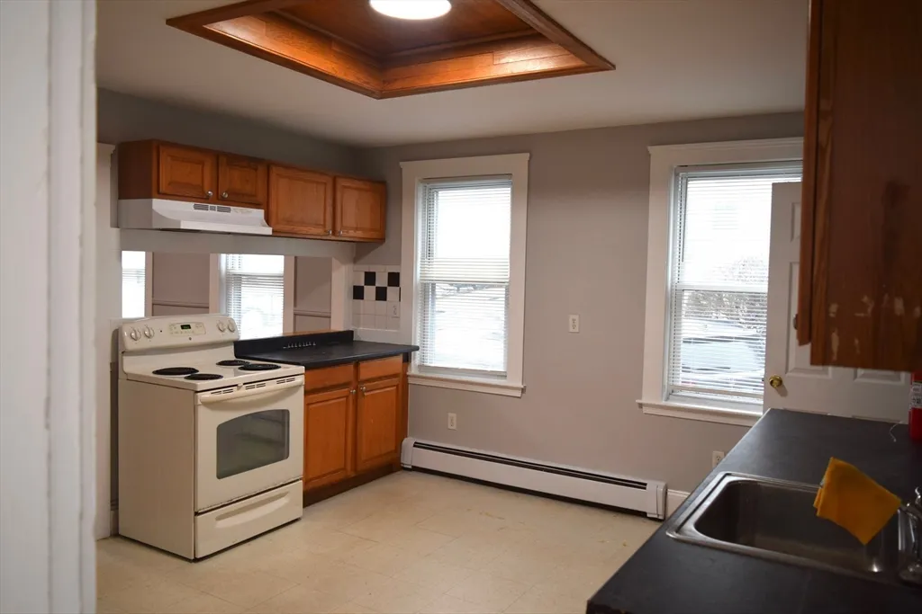 2 bed, 1 bath apartment for rent at 12 Arthur Ave Unit 1, Quincy — photo 5 of 28