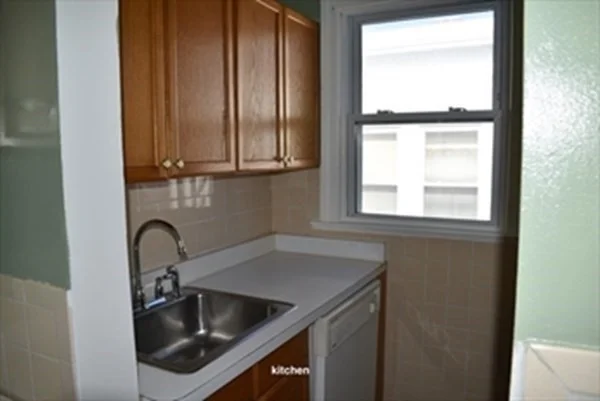 3 bed, 1 bath apartment for rent at 12 Astoria St Unit 3, Mattapan — photo 2 of 15