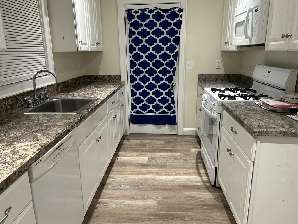 2 bed, 1 bath apartment for rent at 12 Auburn St Unit 1, Malden — photo 1 of 9